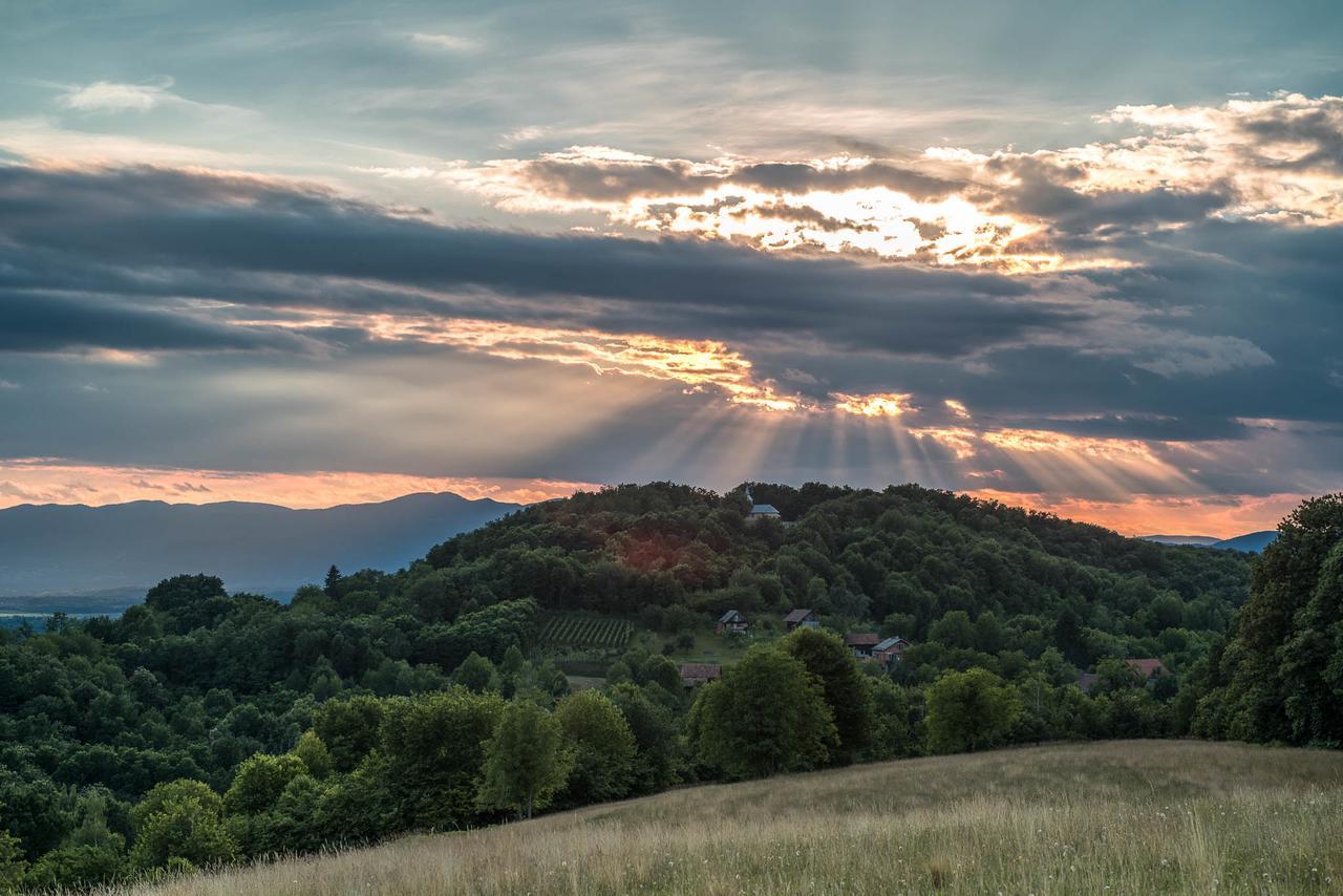 Hotel Srakovcic Heart Of Nature Ribnik エクステリア 写真
